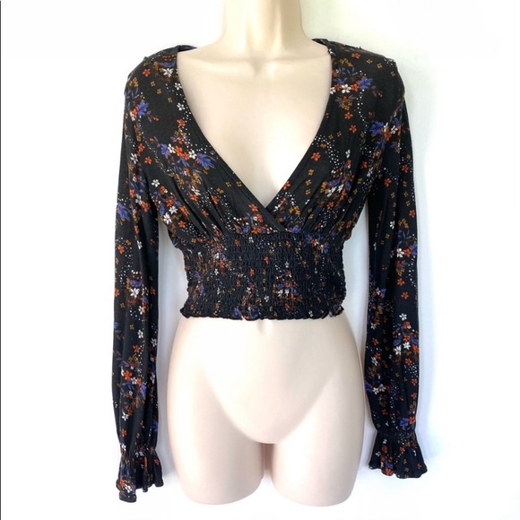 Urban Outfitters taran smocked surplus crop top S - Picture 3 of 12